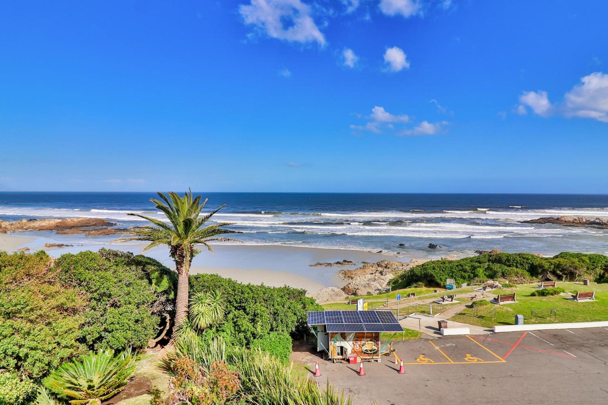 Hermanus Beachfront Lodge - Solar Power Zewnętrze zdjęcie